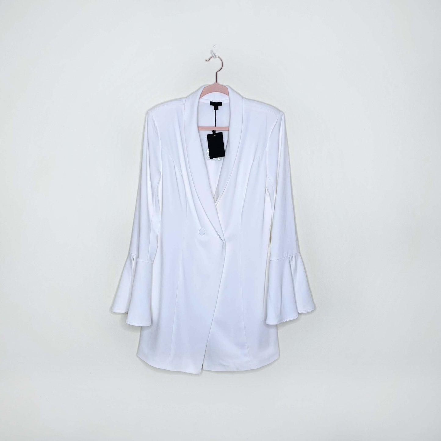 nwt nbd como la flor white suit dress - size medium