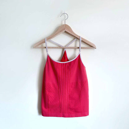 Nike seamless shelf bra tank - size Large