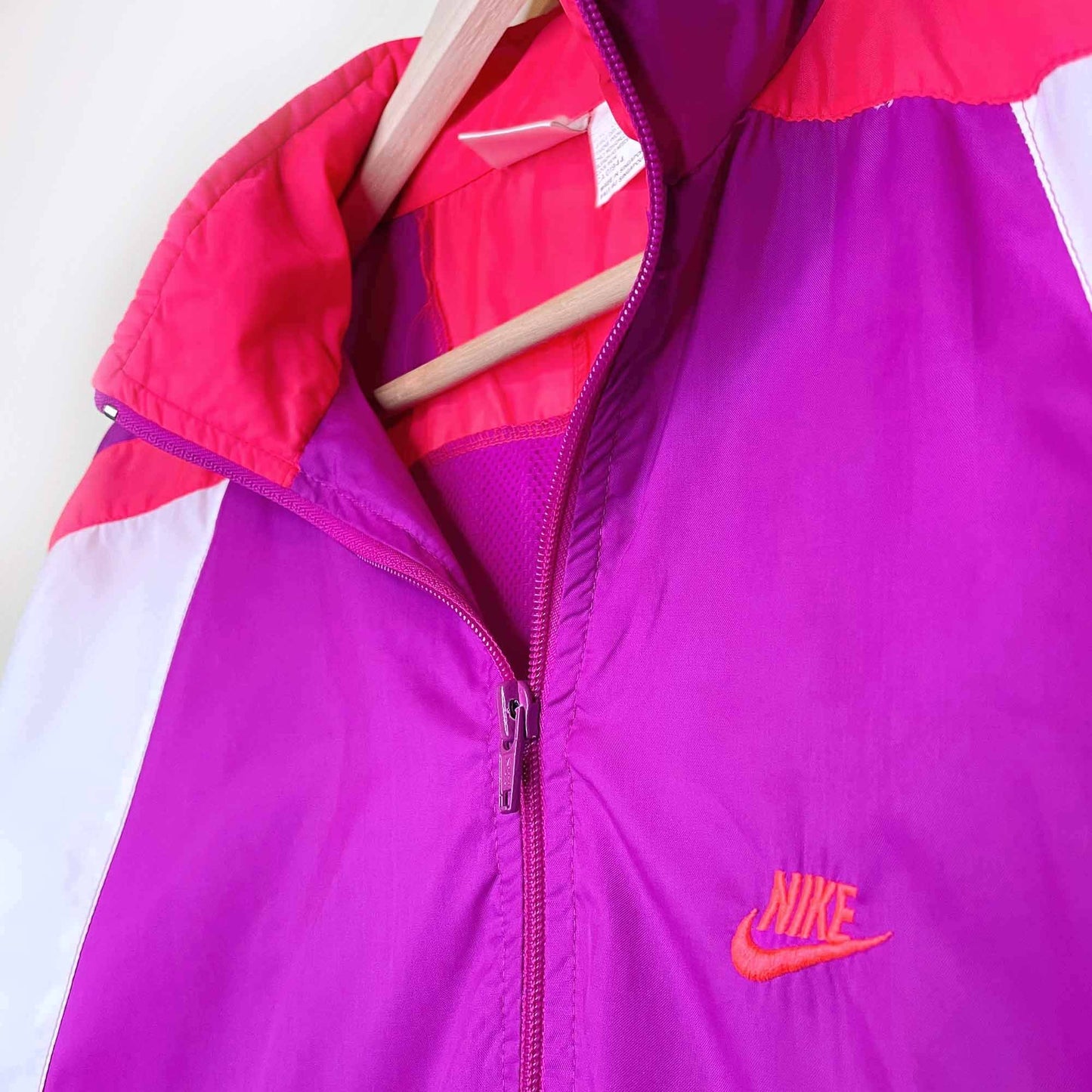 vintage 90's nike colourblock windbreaker with packable hood - size large