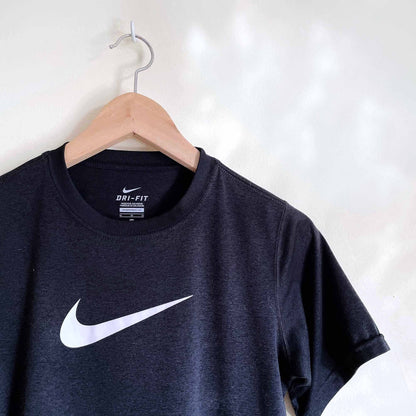 Nike swoosh dri-fit training tee - size Medium