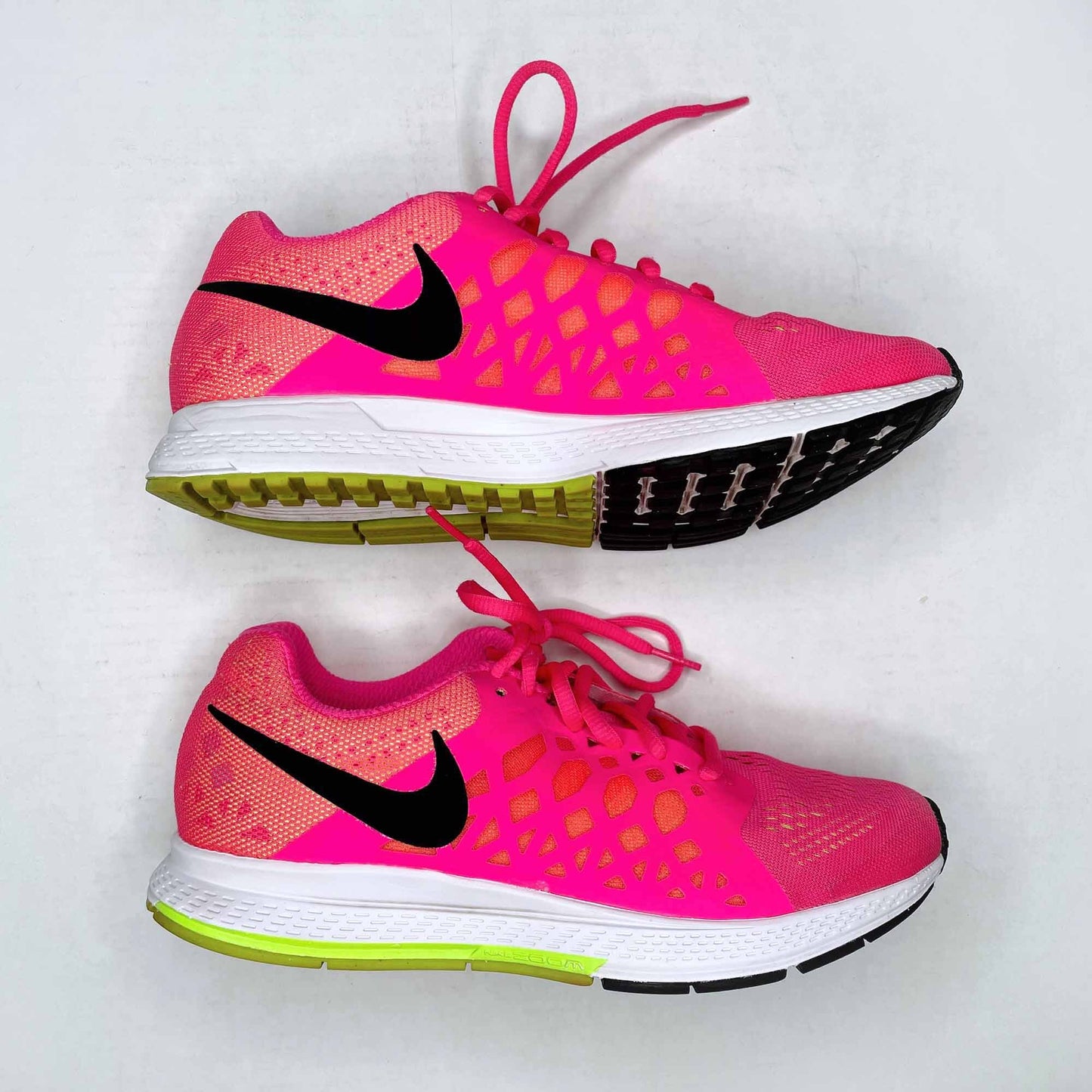 Nike pink zoom running shoes - size 8