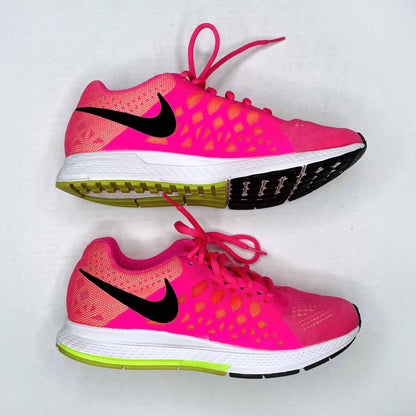 Nike pink zoom running shoes - size 8