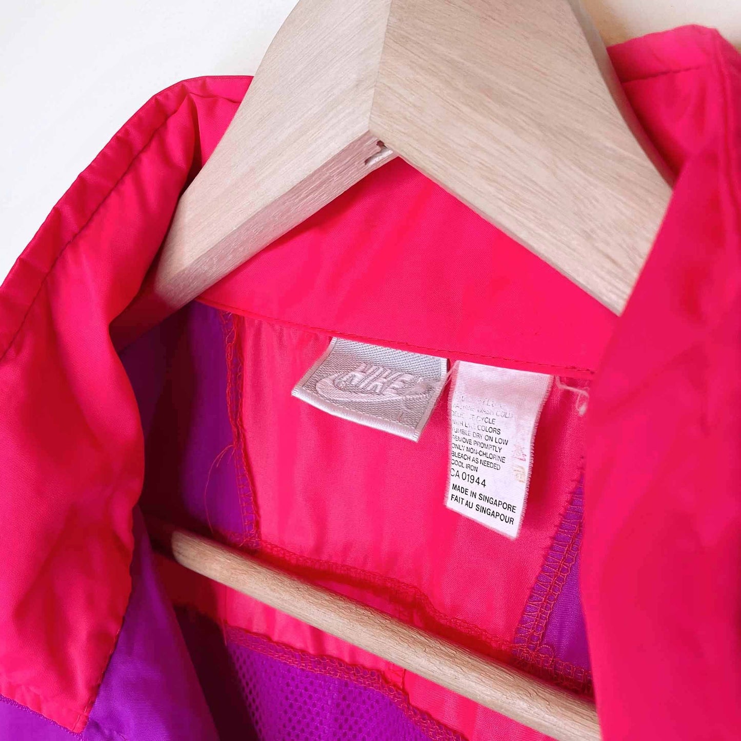 vintage 90's nike colourblock windbreaker with packable hood - size large
