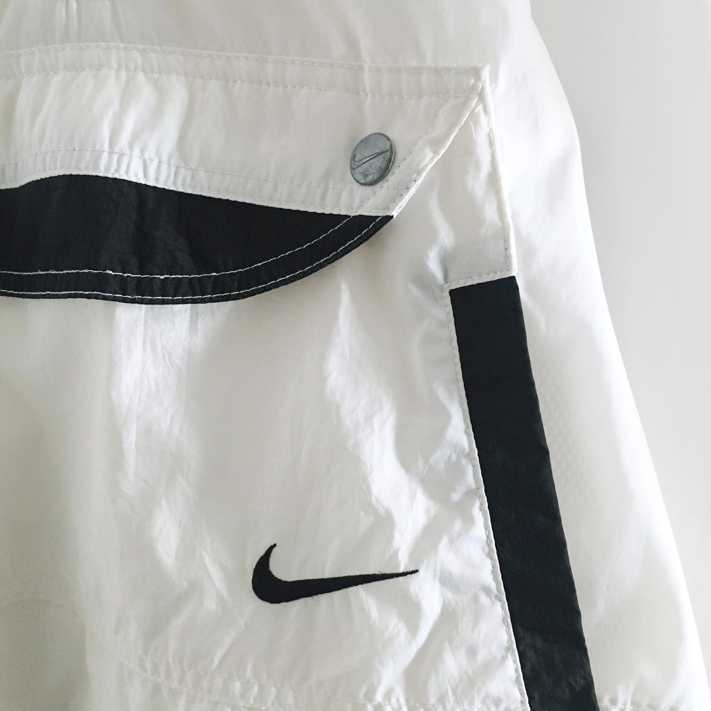 Vintage Nike 1/4 zip popover windbreaker - size Medium