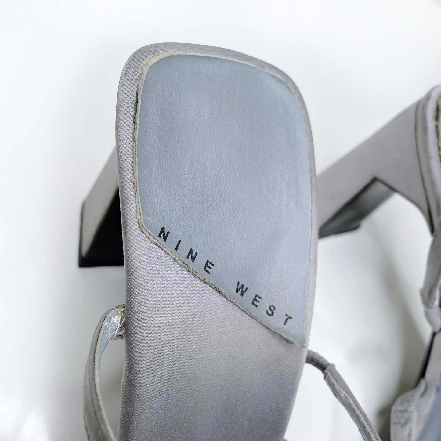 vintage nine west square toe strappy heeled sandals - size 10