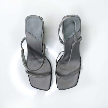 vintage nine west square toe strappy heeled sandals - size 10