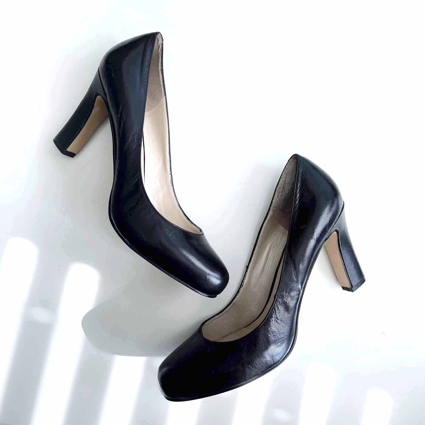 nine west black leather thick heel pumps - size 8.5
