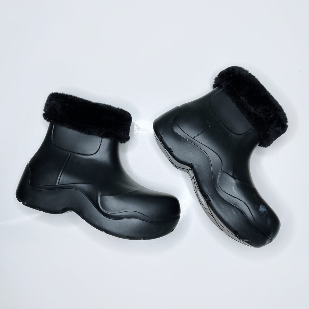 noize black fleece lined etta rubber rain boot - size 39
