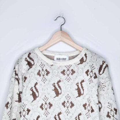 Vintage holiday christmas squirrel sweater - size Small