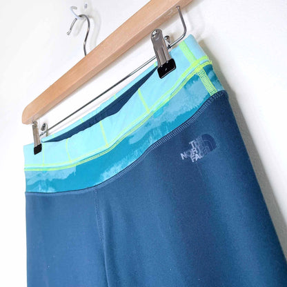 the north face low rise flare leg yoga pant - size small