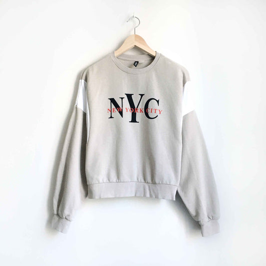 h&m dividend NYC sweatshirt - size small