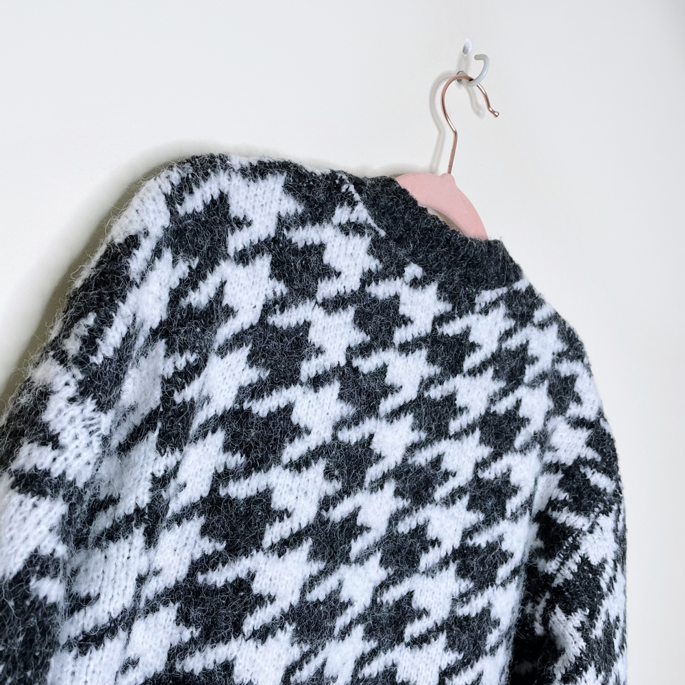 oak + fort houndstooth wool-blend sweater - size small