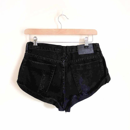 one teaspoon low rise bandits distressed jean shorts - size 26