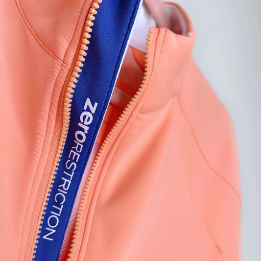 zero restriction 1/4 zip water repellant long sleeve - size medium