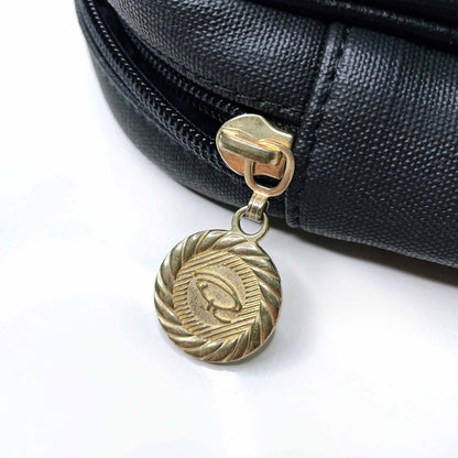 oscar de la renta travel toiletries bag