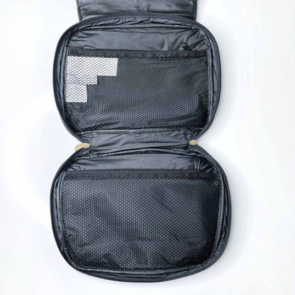 oscar de la renta travel toiletries bag