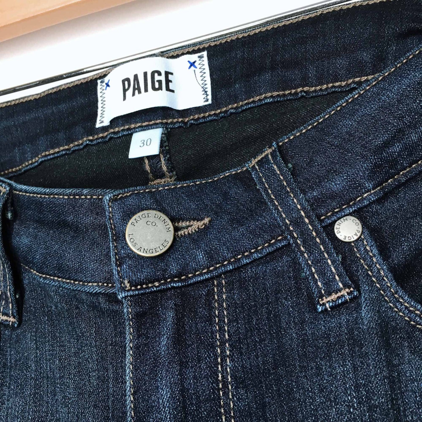 PAIGE mid-rise super skinny 35" length - size 30