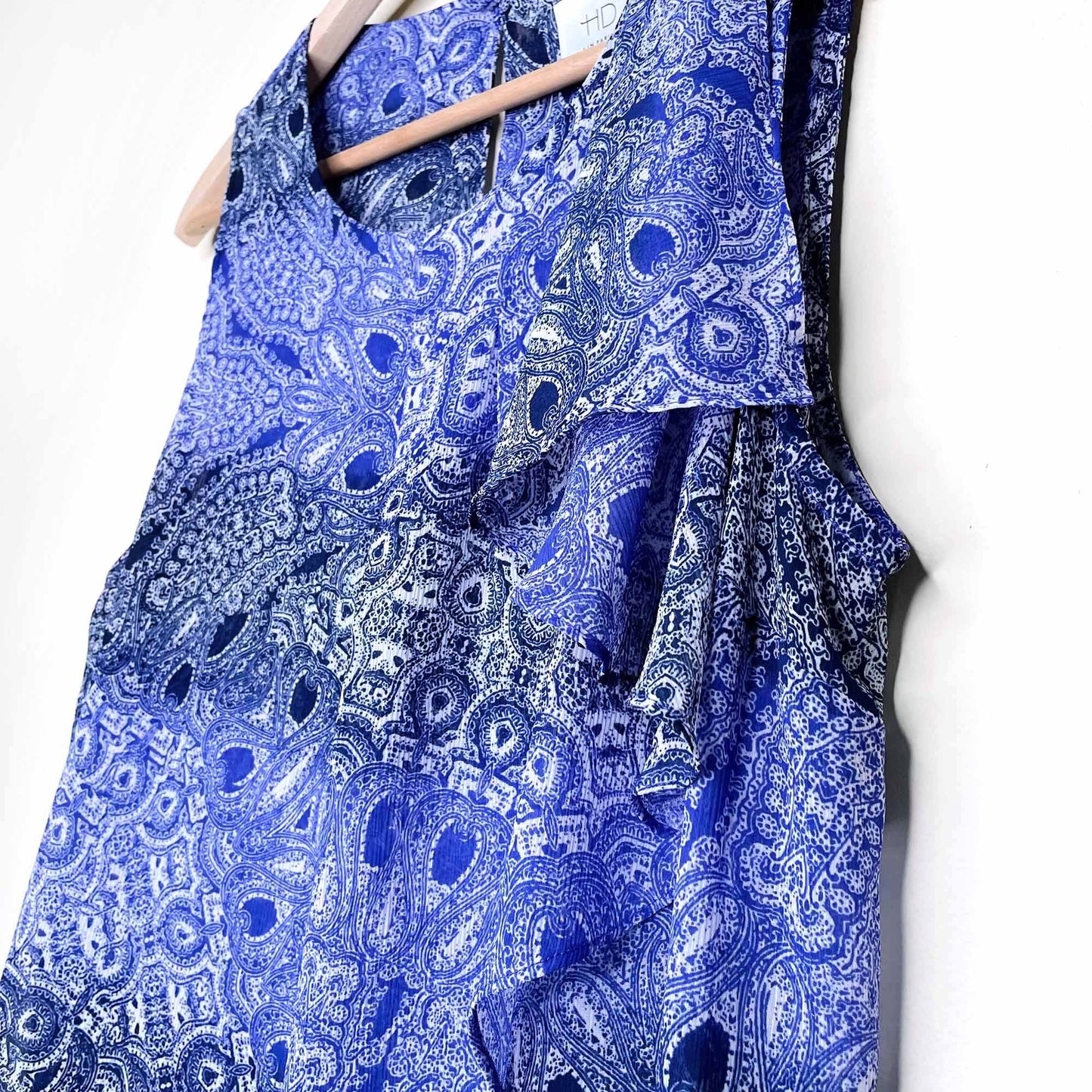 hd in paris sun garden paisley sleeveless top - size 10