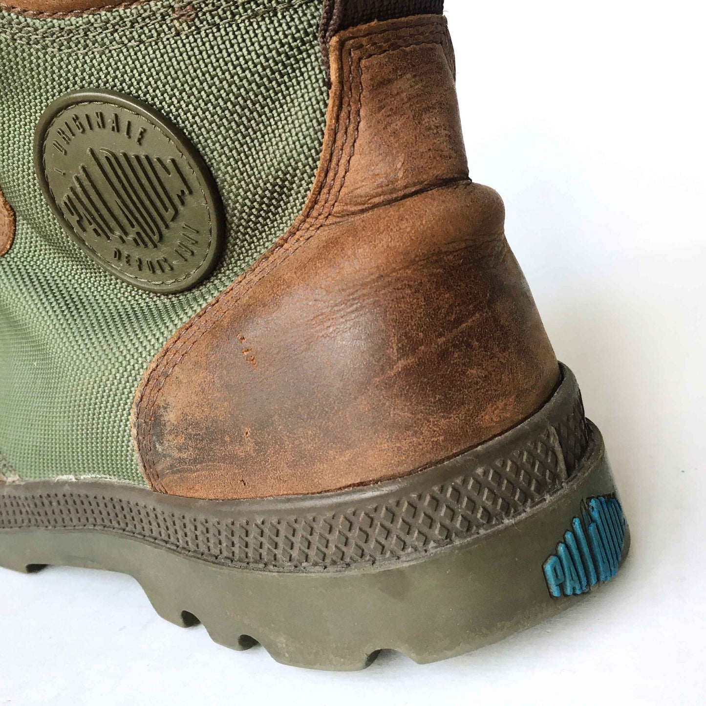 Palladium Men's Pampa sport cuff waterproof boot - size 13