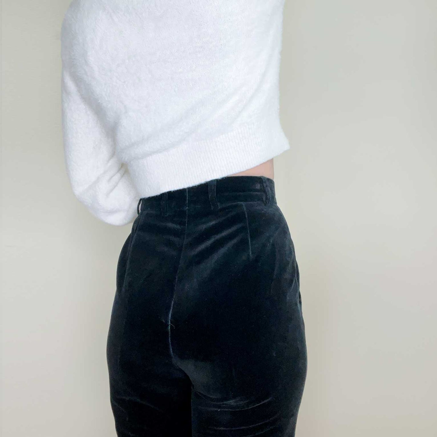 vintage escada black velvet stirrup high rise trousers - size 38