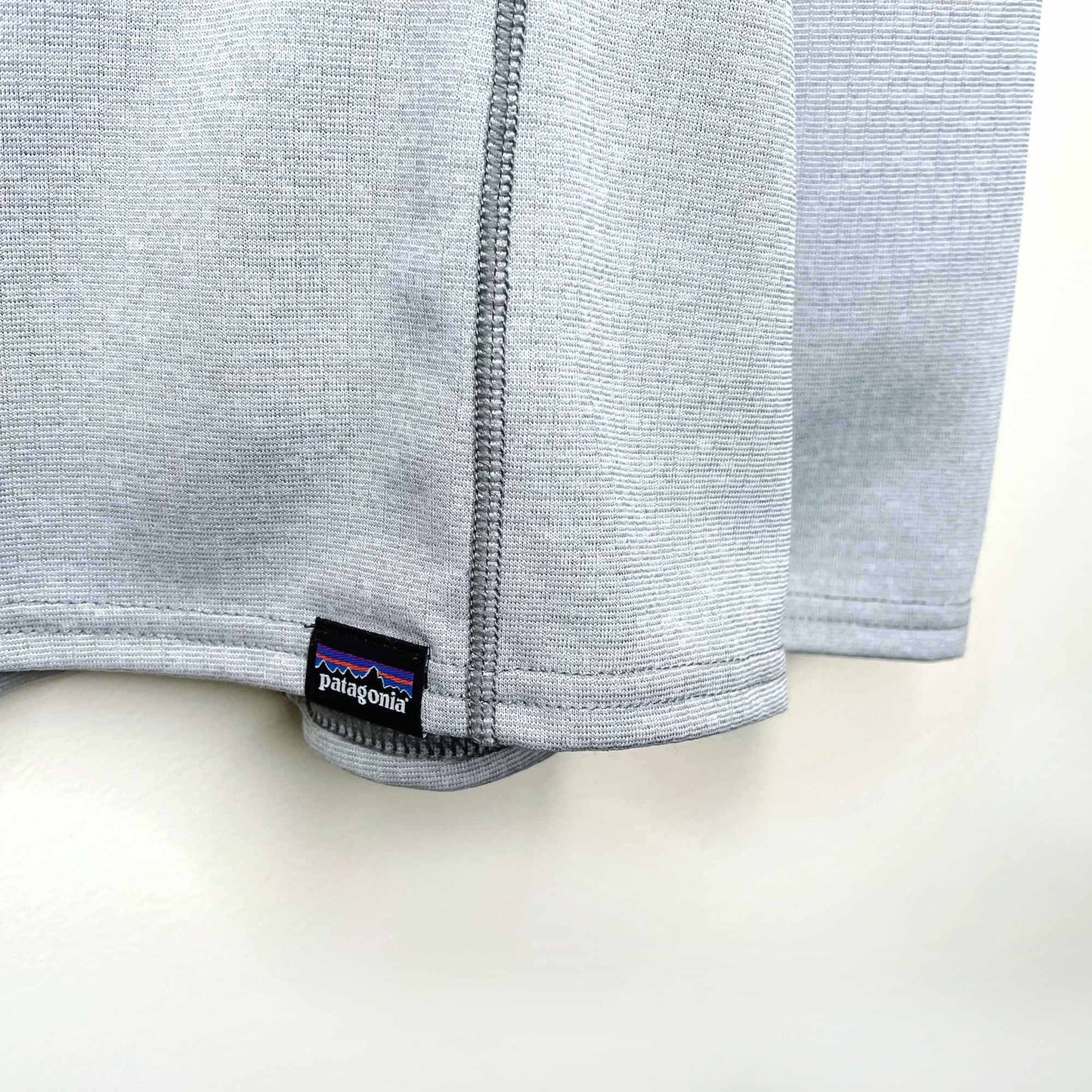 patagonia polartec capilene midweight 1/4 zip neck top - size xl