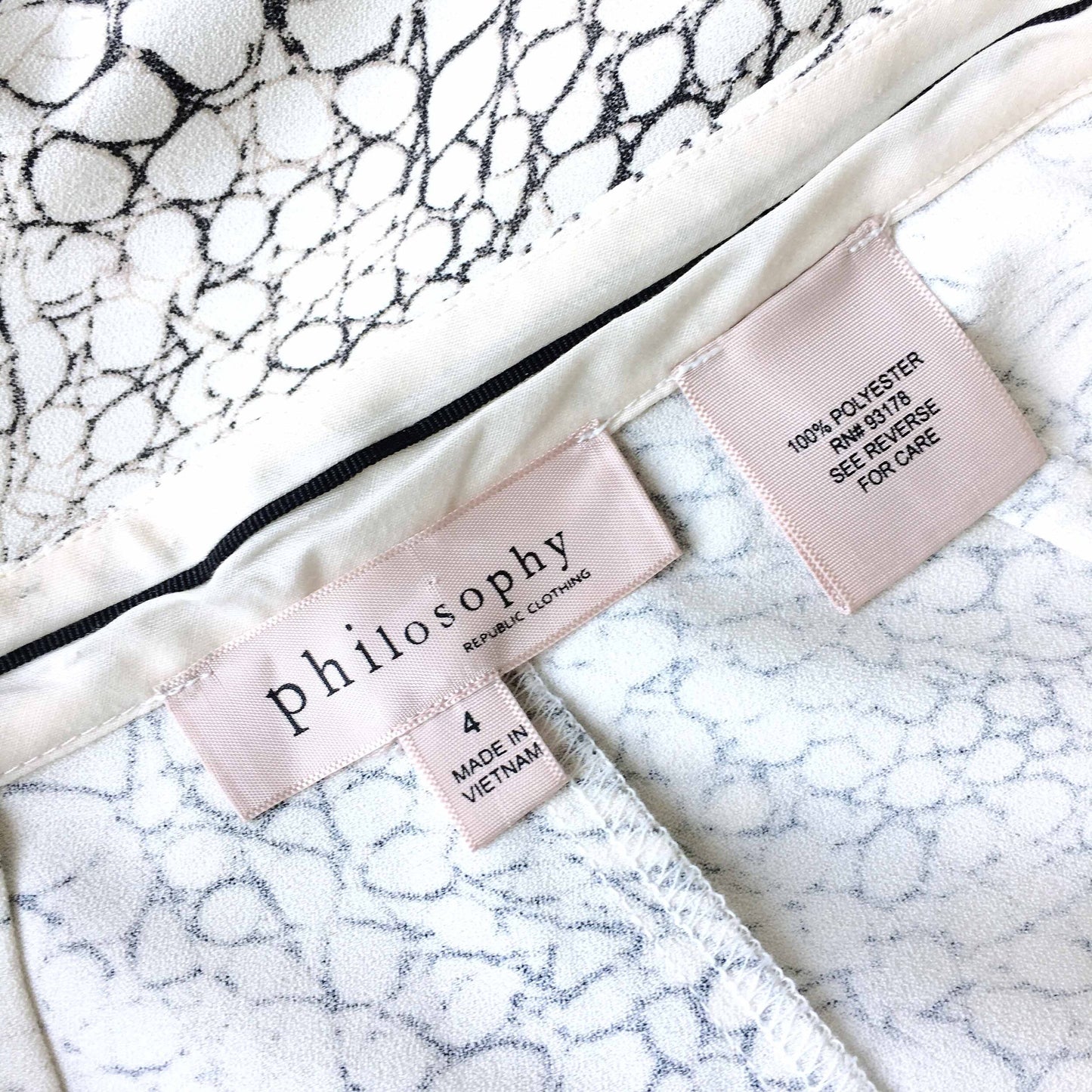 Philosophy snakeskin print high rise shorts - size 4