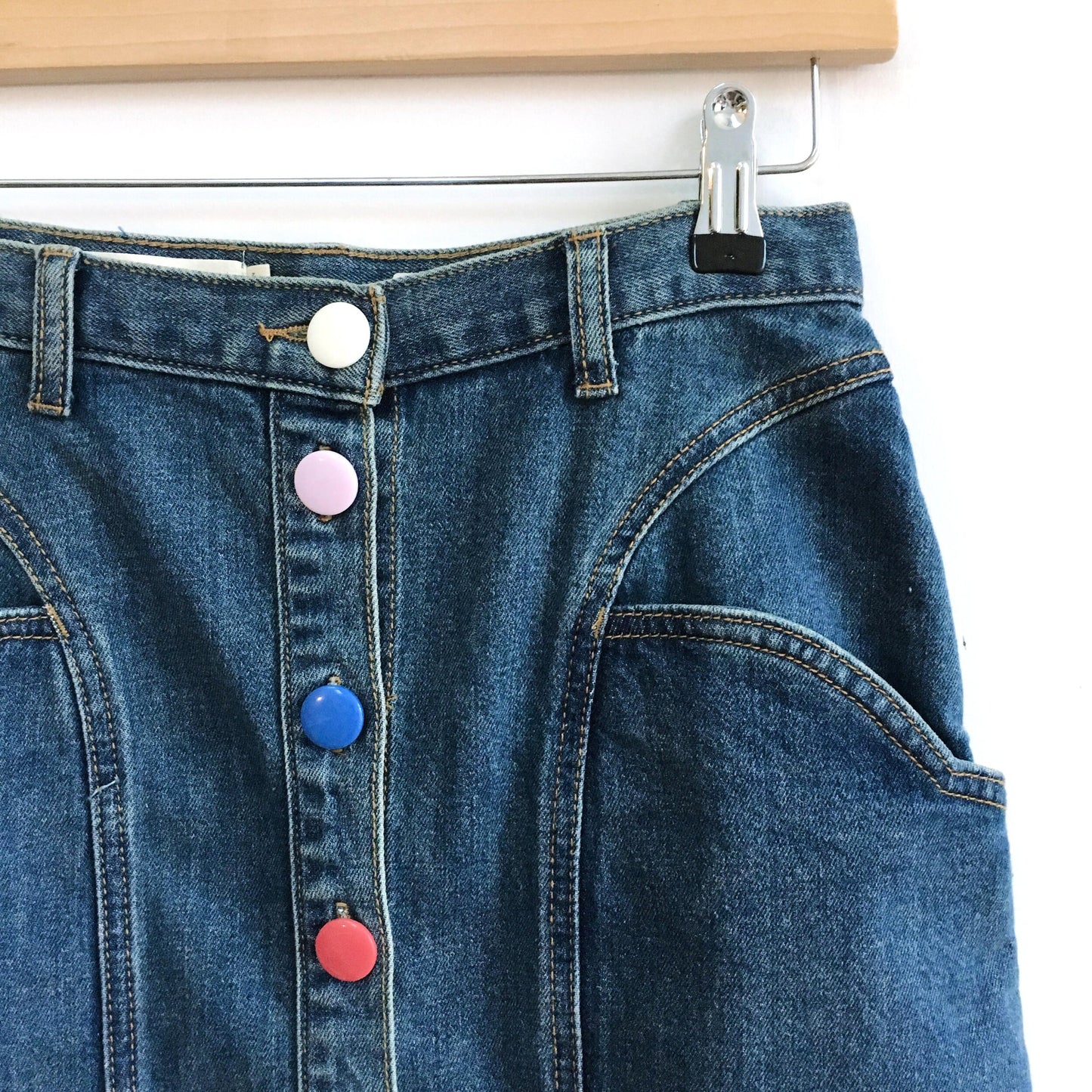 Pilcro Buttondown Denim Skirt - size 2