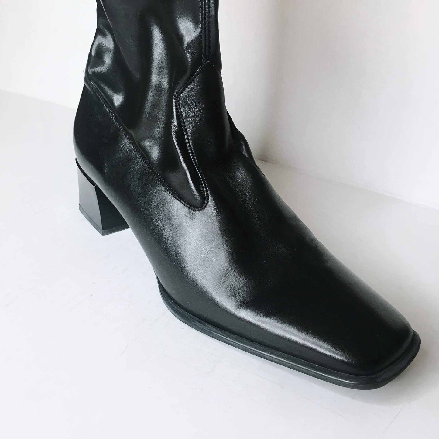 peter kaiser square toe leather boots - size  7