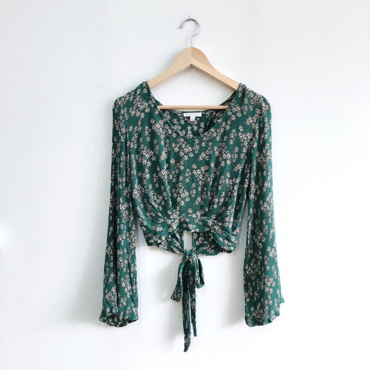 Patrons of Peace Boho Wrap Top - size Small
