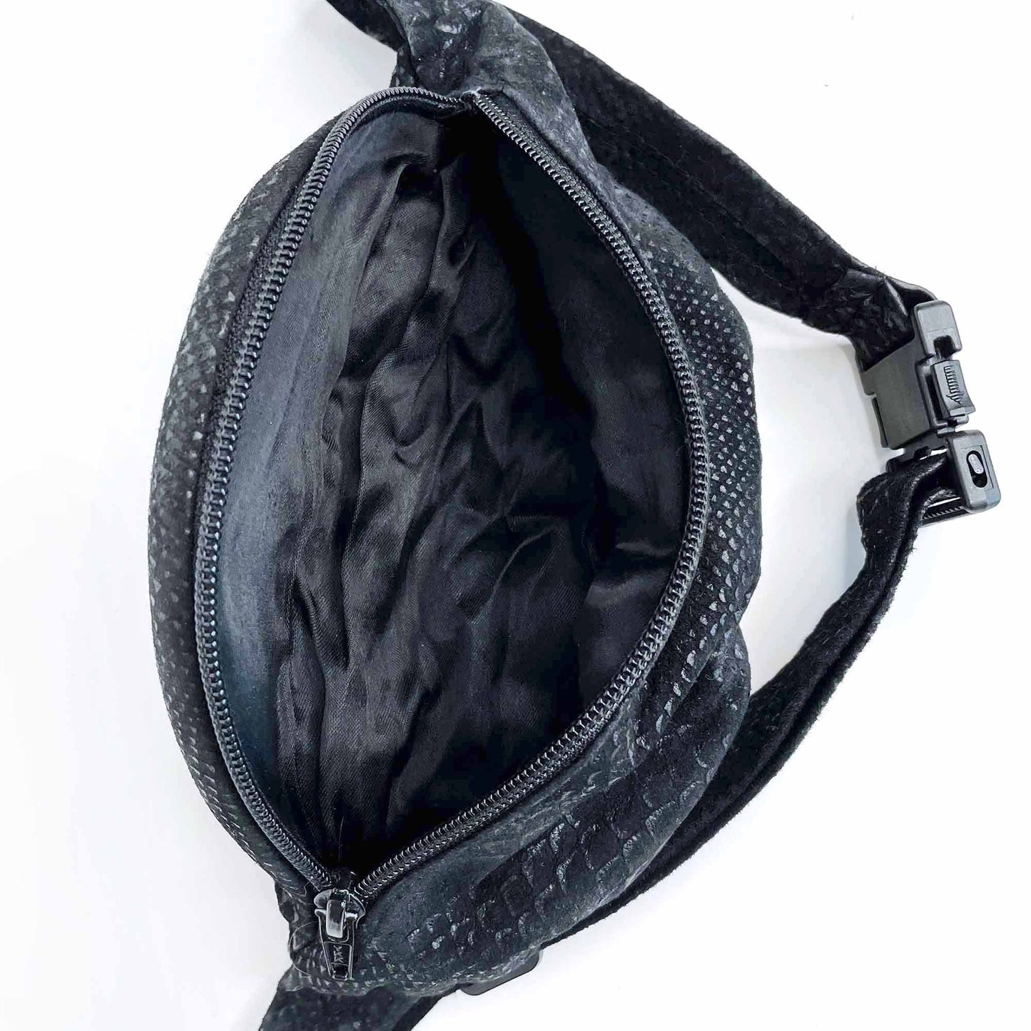 vintage black snakeskin embossed suede fanny pack