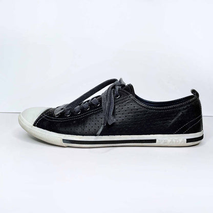 prada men's blue leather low profile sneaker - size 8