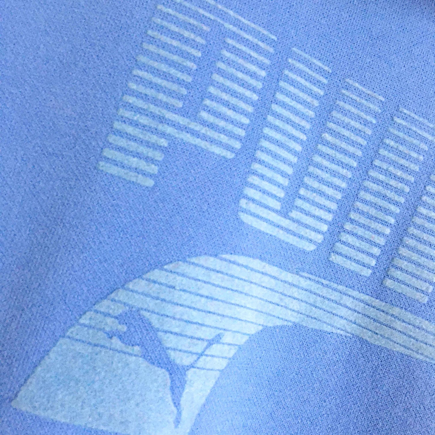 Puma flocked logo hooded sweatshirt - size Large