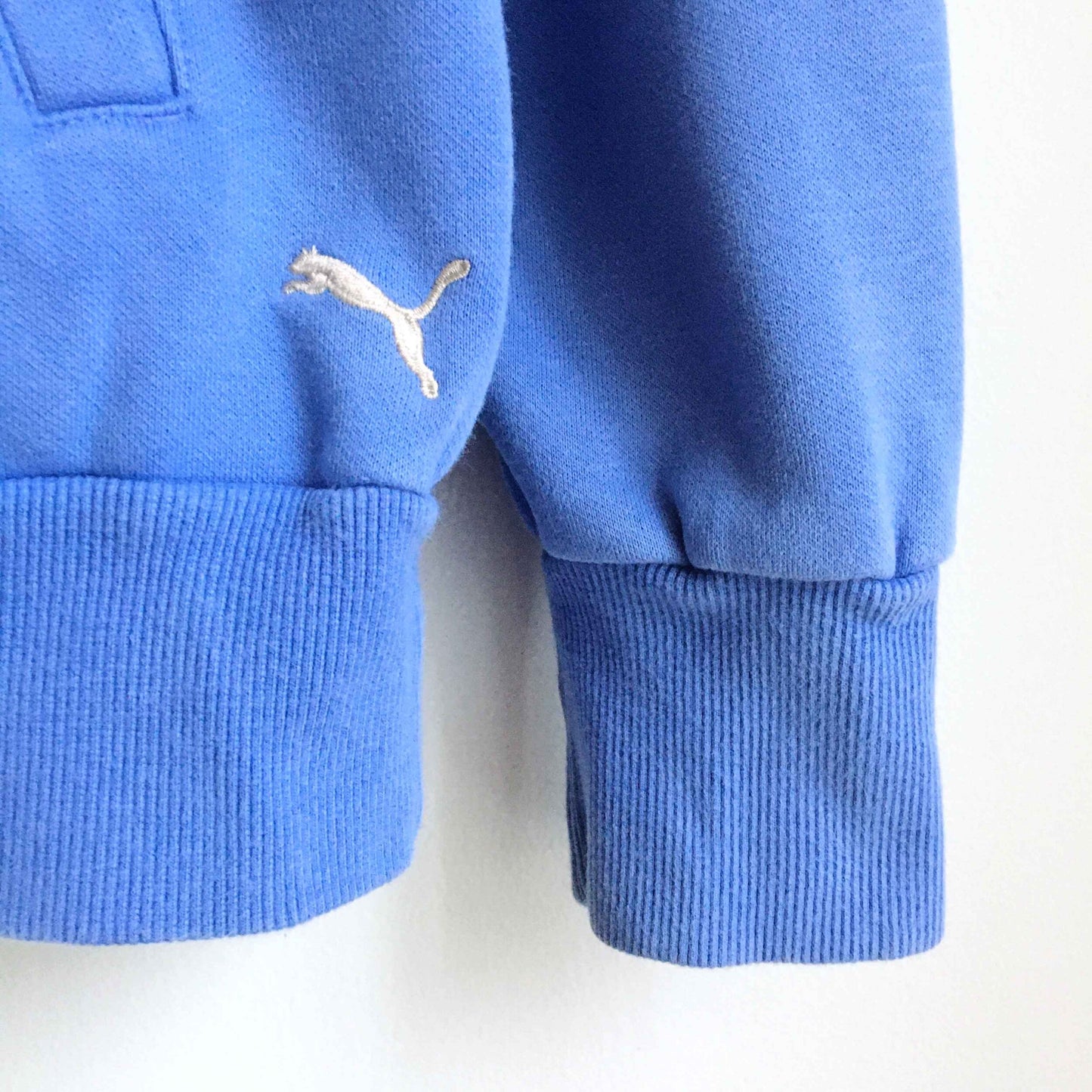 Puma flocked logo hooded sweatshirt - size Large