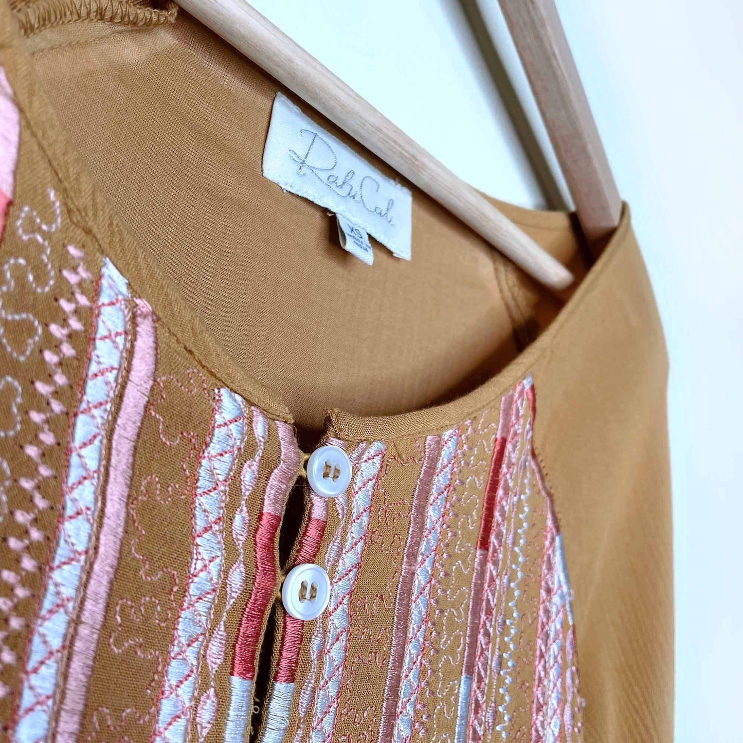 rahi cali mustard embroidered boho long sleeve top - size xs