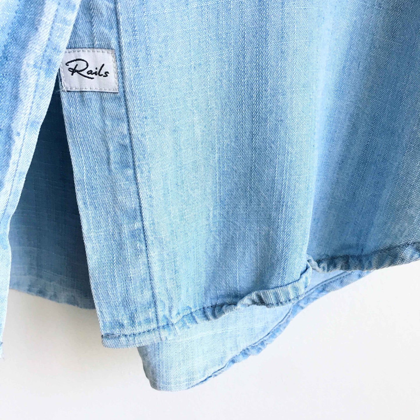 Rails Chandler rose embroidered chambray button down - size xs