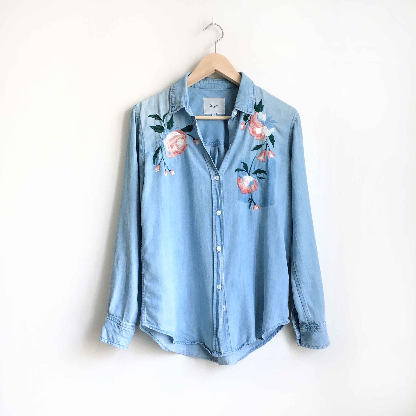 Rails Chandler rose embroidered chambray button down - size xs