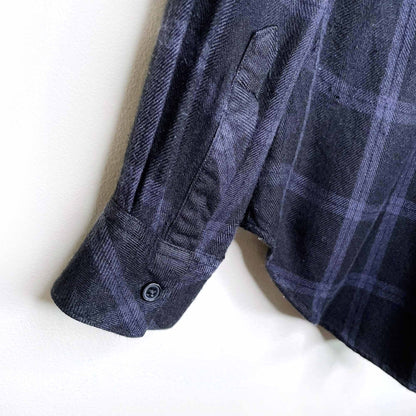 rails hunter plaid buttondown in charcoal / shadow - size medium
