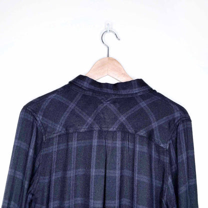 rails hunter plaid buttondown in charcoal / shadow - size medium