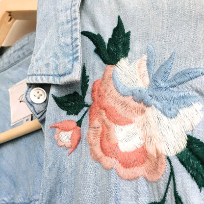 Rails Chandler rose embroidered chambray button down - size xs