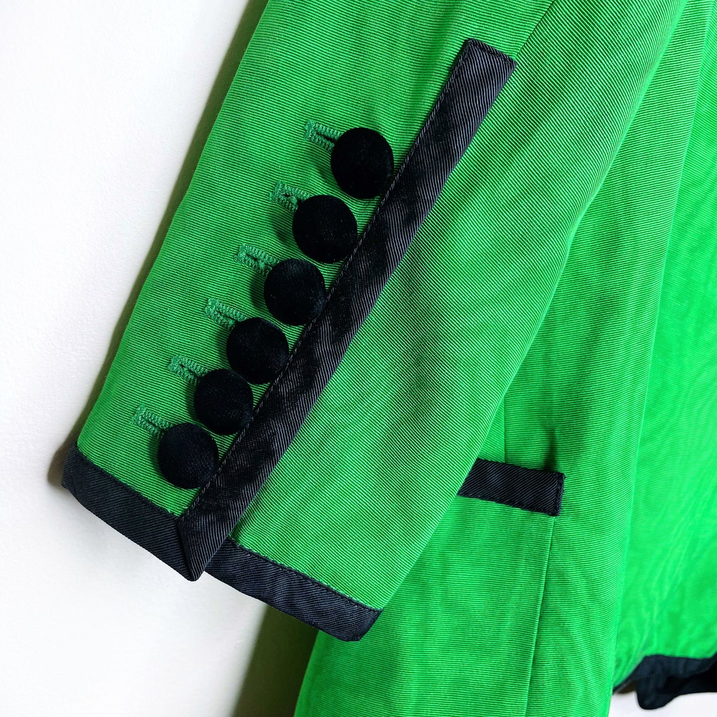 vintage rena lange green blazer with black velvet hearts - size 6