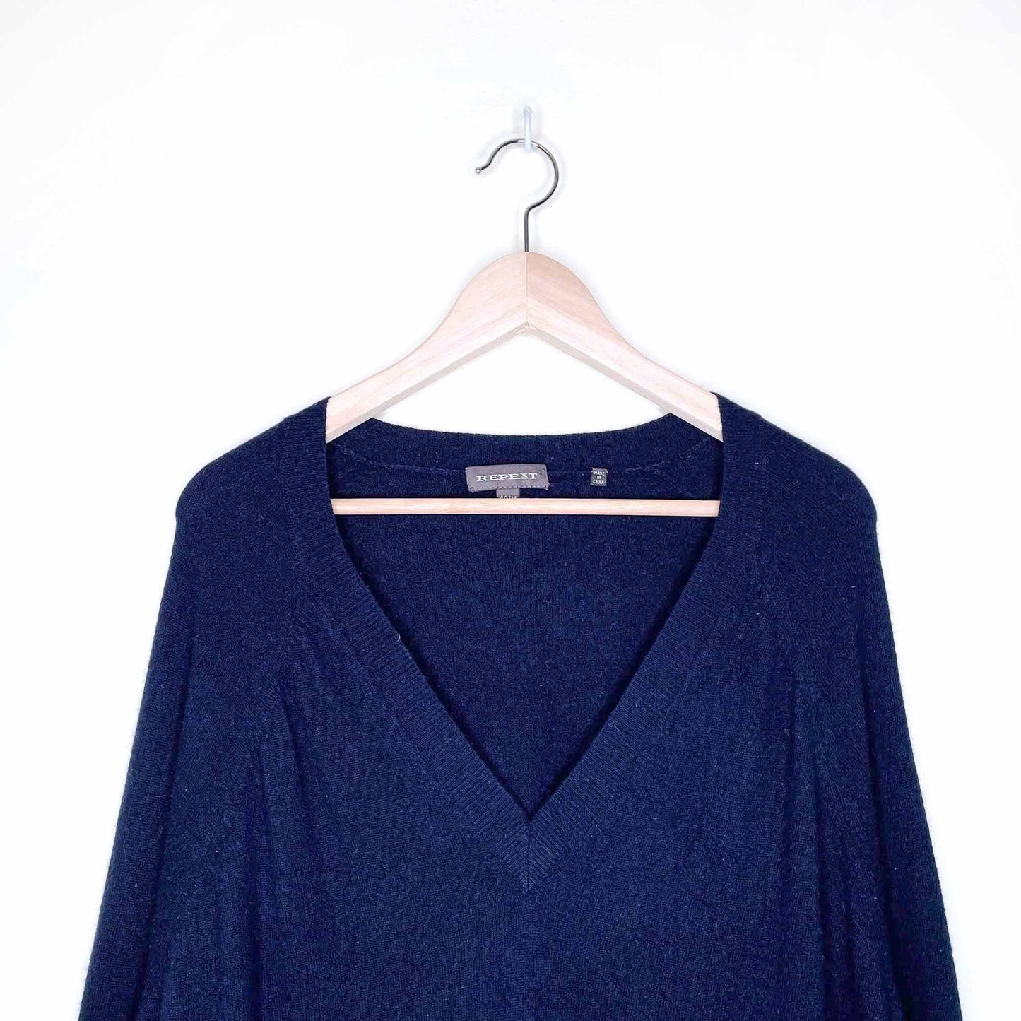 repeat wool-cashmere oversized v-neck sweater - size medium