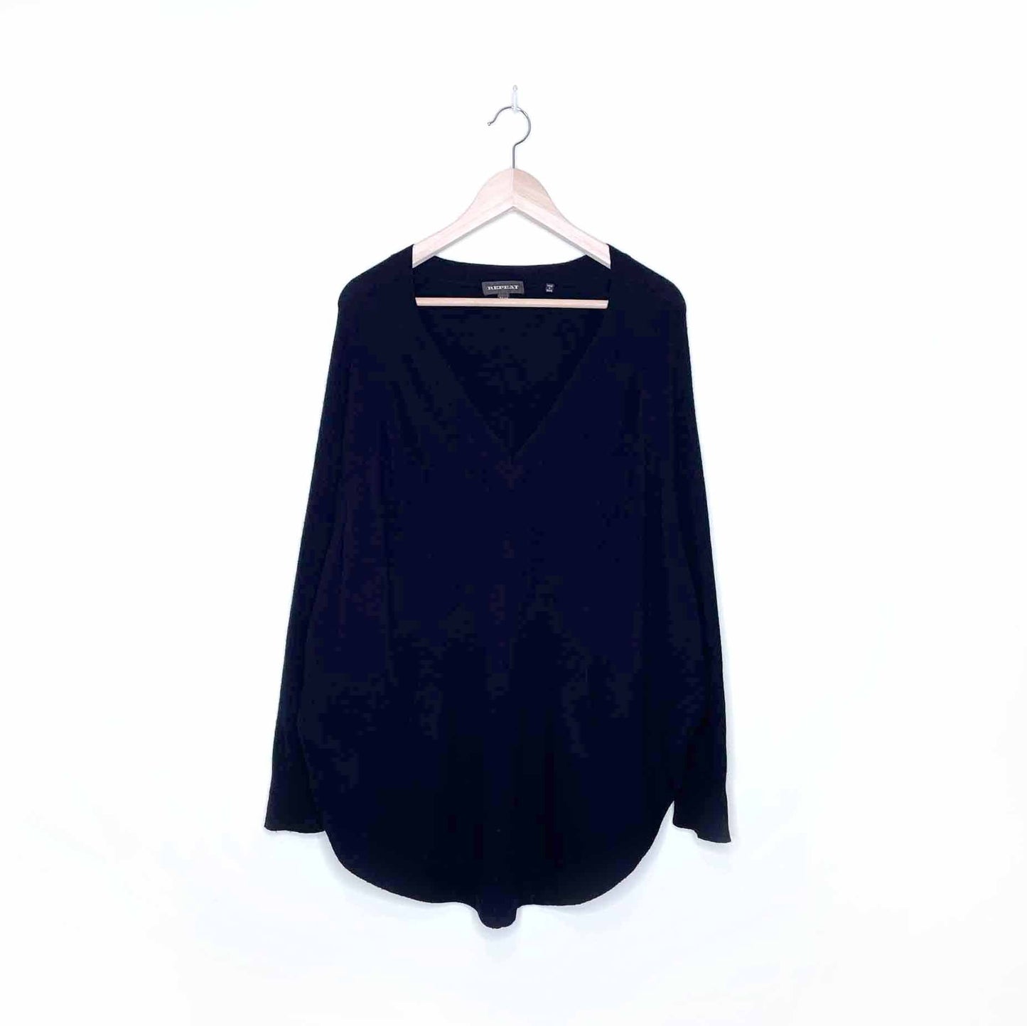 repeat wool-cashmere oversized v-neck sweater - size medium