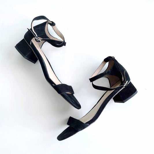 lauren ralph lauren black suede low heel sandals - size 6.5