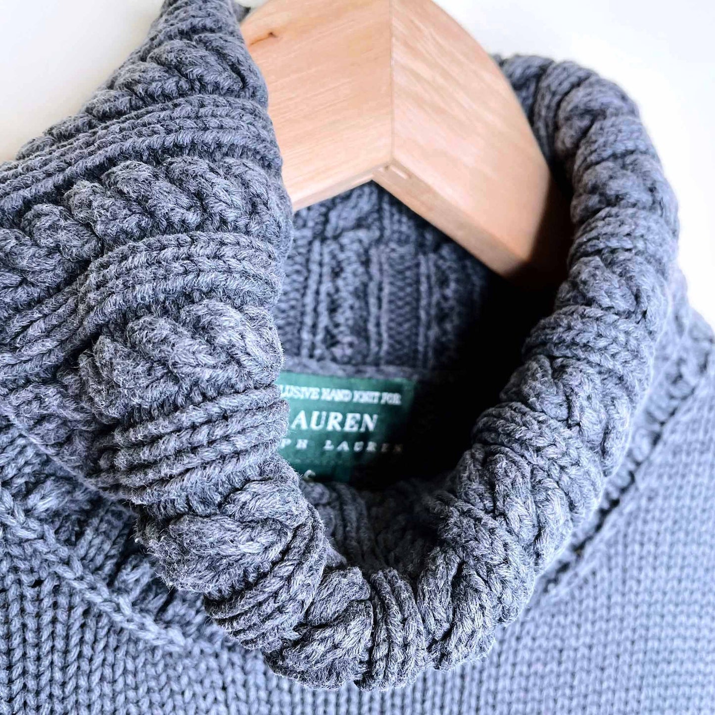 lauren ralph lauren hand-knit snowflake turtleneck - size small