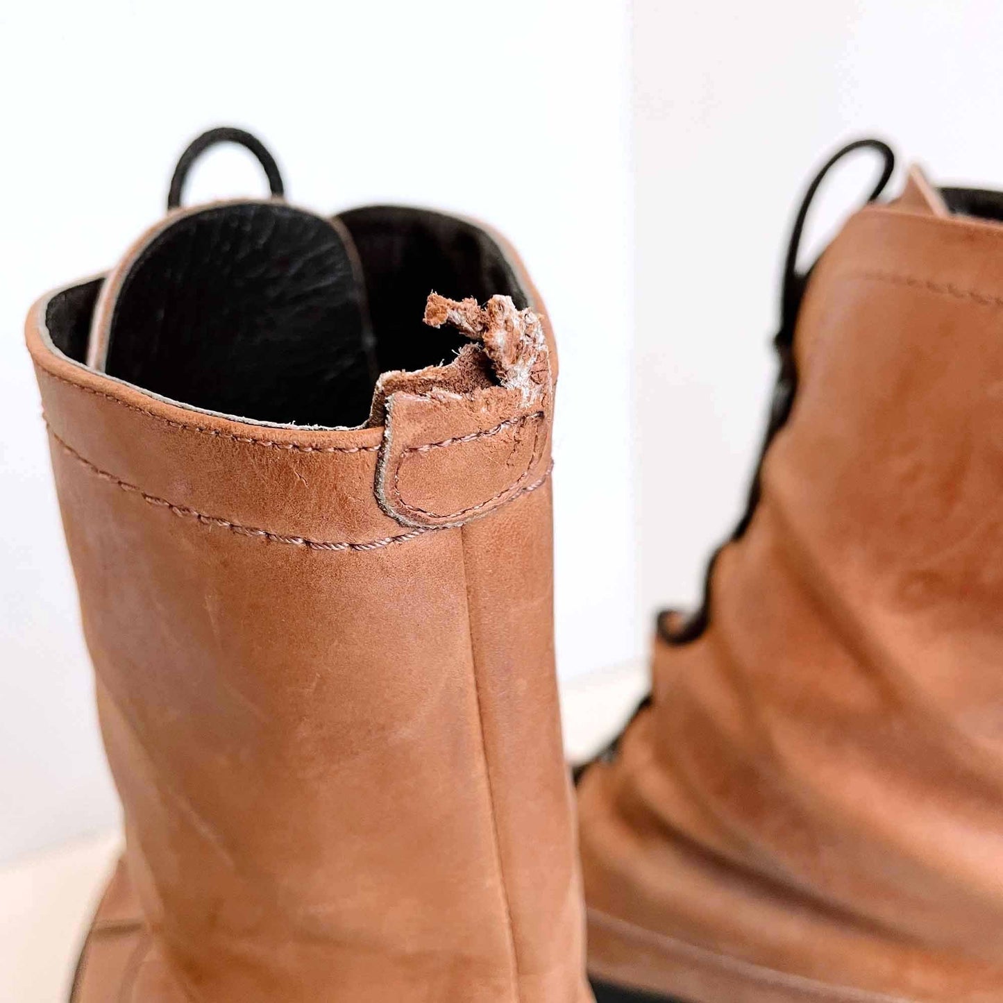 robert clergerie leather platform lace-up winter boots - size 9