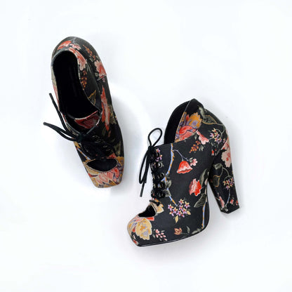 rodarte x opening ceremony floral lace-up booties - size 6