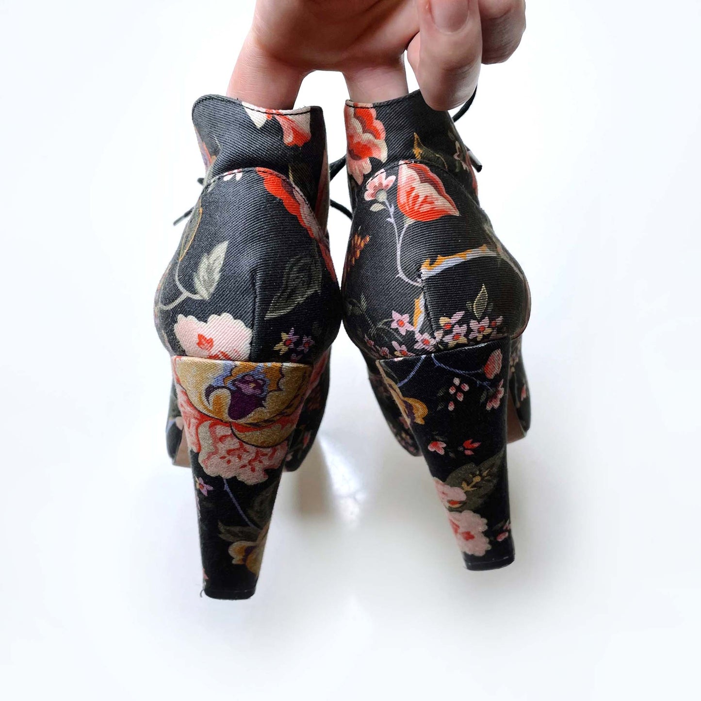 rodarte x opening ceremony floral lace-up booties - size 6