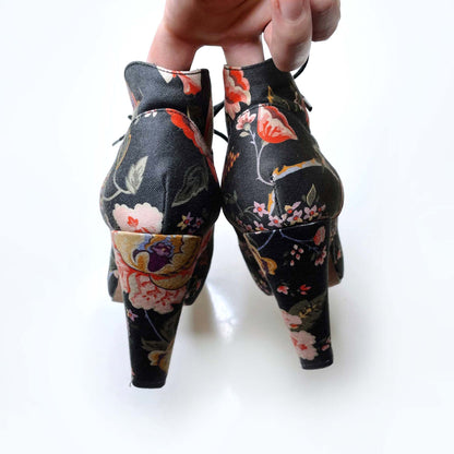 rodarte x opening ceremony floral lace-up booties - size 6