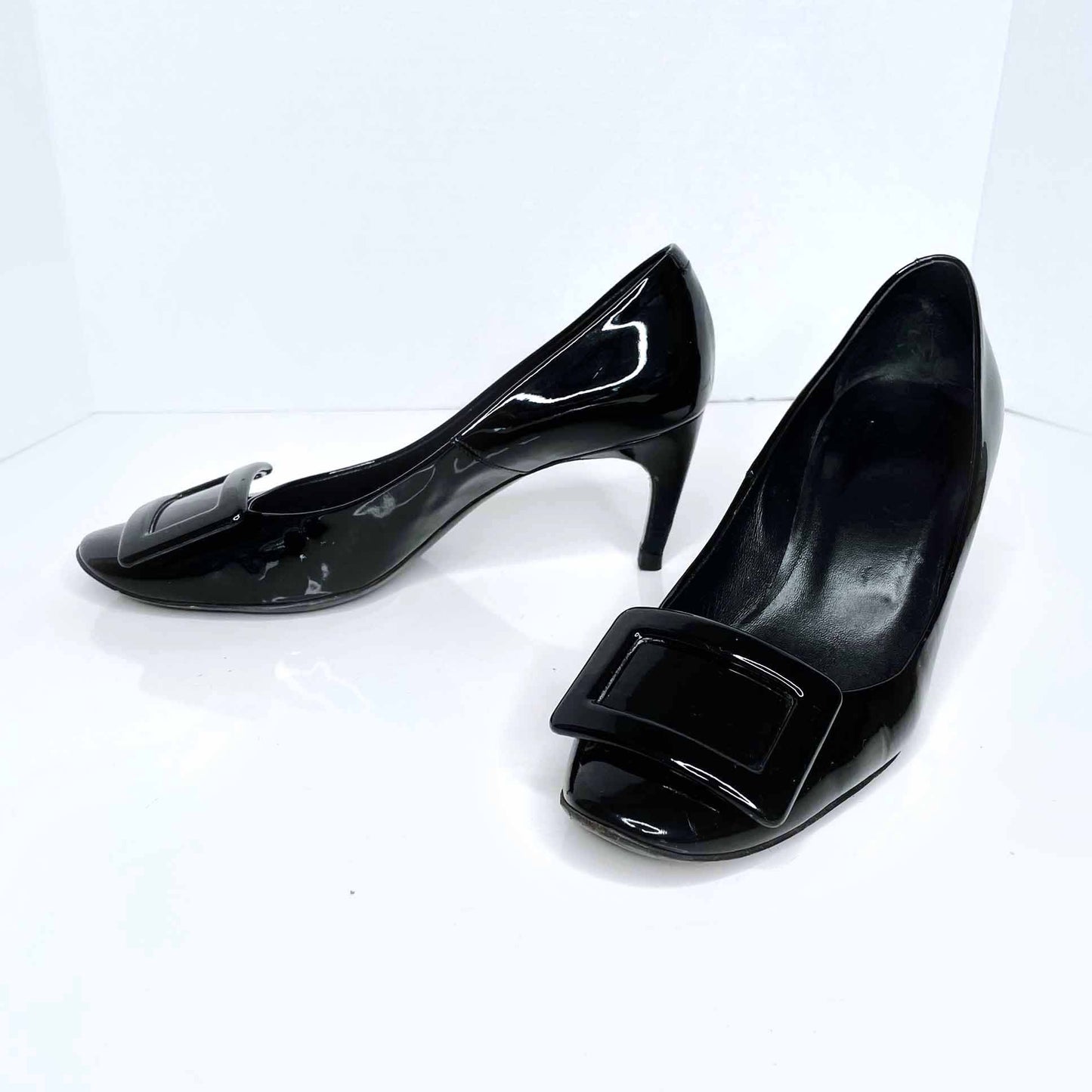 roger vivier black patent leather trompette pumps - size 36.5