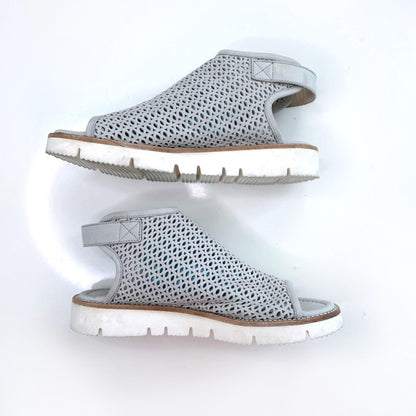 ron white perforated leather peep toe slingback sandals - size 37.5